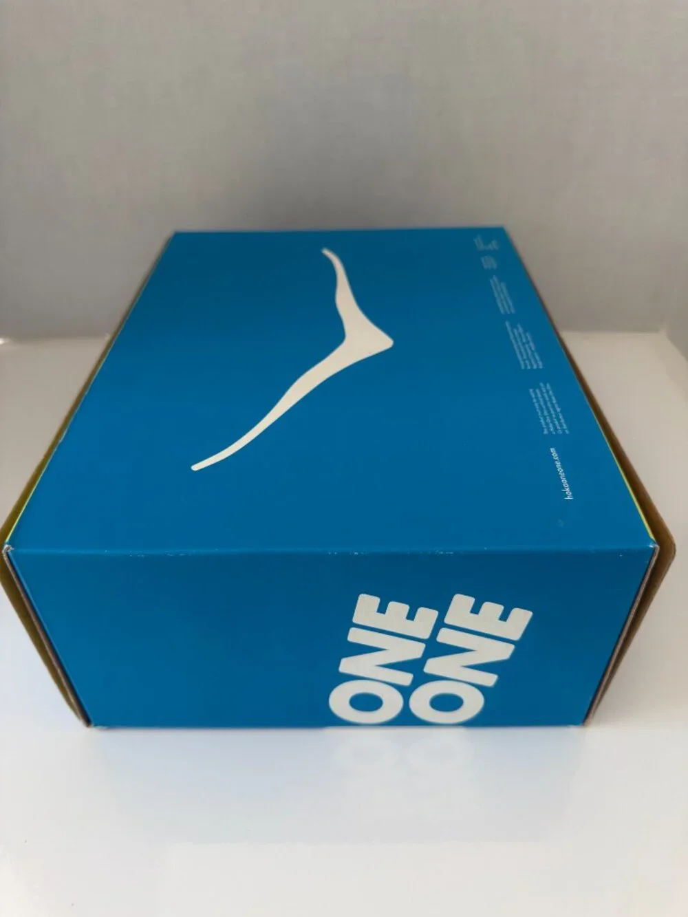 EMPTY HOKA ONE ONE Shoe Box W Clifton 7 Size 10.5 with Inserts & Tissue